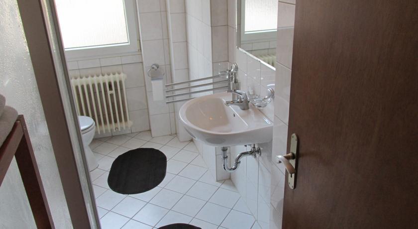 Apartments Mayen Δωμάτιο φωτογραφία