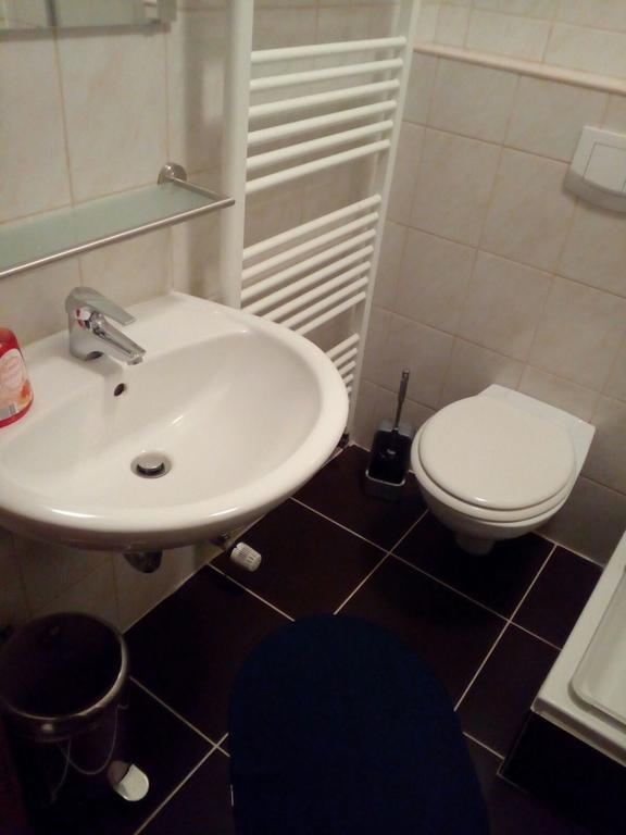 Apartments Mayen Εξωτερικό φωτογραφία